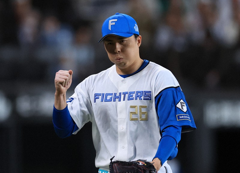 ファイターズが4連勝、万波の3ランなどで終盤に得点重ねる 日本ハムvs