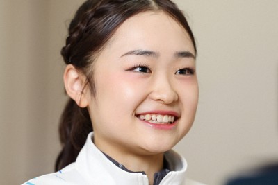 インタビューに答える島田麻央選手＝木下アカデミー京都アイスアリーナで2026年3月11日午後4時54分、村田貴司撮影