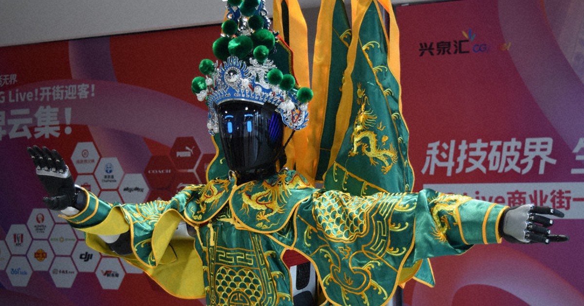 世界のまちかどで：ここに注目！／559 中国 人型ロボット 描く未来