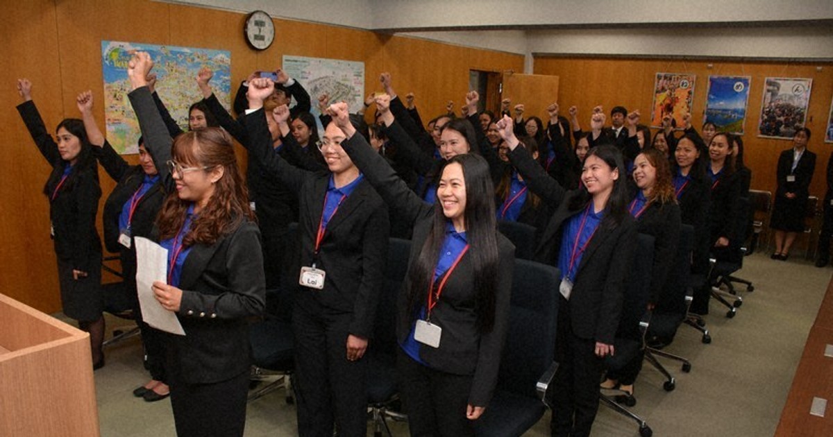 Japan's Imabari welcomes 30 new ALTs from Philippines at ceremony