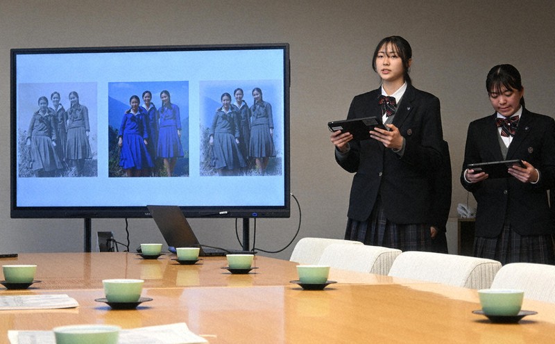 戦前の長崎をAIで再現 記憶継承へ、高校生がカラー写真集作成 | 毎日新聞