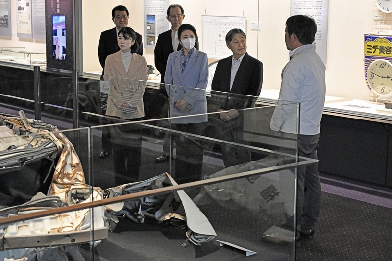 天皇ご一家、東日本大震災の復興状況を視察 [写真特集9/16] | 毎日新聞