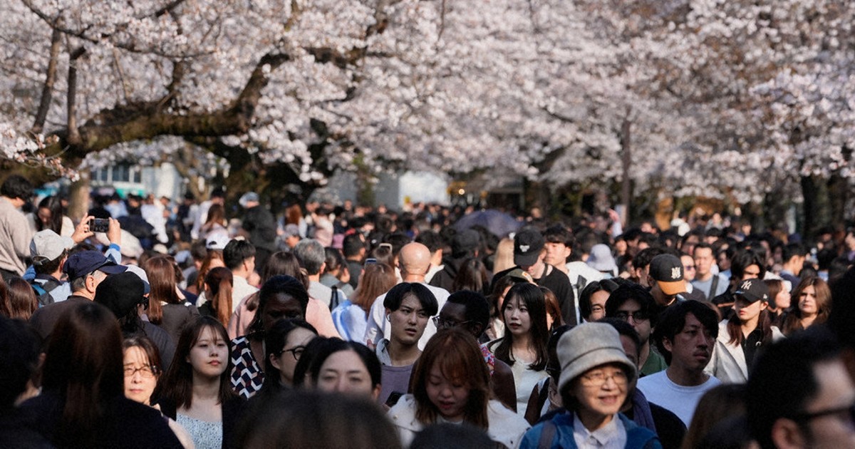 Japan's household spending in February falls 1.8% on year