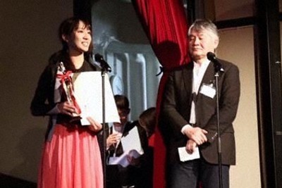 「出版甲子園」決勝大会でグランプリに輝いた森花菜さん＝慶応大・渡辺佳奈撮影