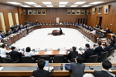 憲法審査会の今後の議論について討議が行われた衆院憲法審査会＝国会内で2026年4月9日午前11時1分、平田明浩撮影