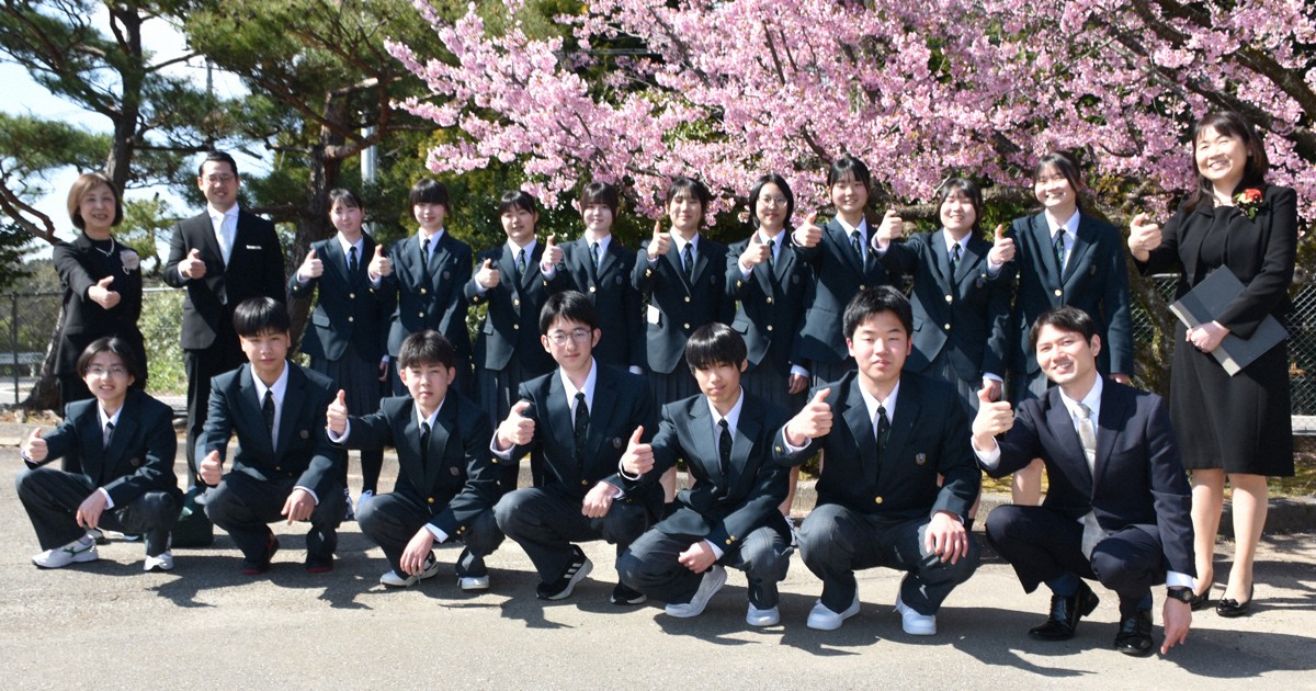 15人だけの高校1年生「あきらめない」　被災地の入学式で誓い