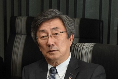 安川電機の小笠原浩会長＝北九州市八幡西区で2022年10月28日午後2時5分、高橋慶浩撮影