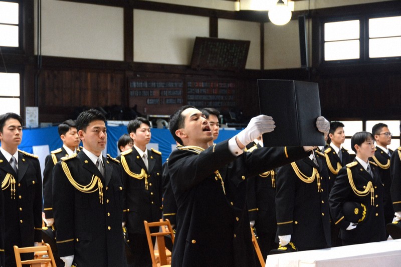 「憧れの職」へ　皇宮警察学校に50人入校　逮捕術や和歌学ぶ