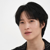 インタビューに答える阪本奨悟さん＝東京都目黒区で2026年3月10日、宮本明登撮影