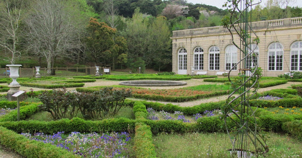 どうなるバラの園　「河津バガテル公園」有料営業終了　静岡