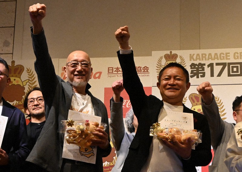 からあげグランプリ」聖地で初開催 カラアゲニストらが審査 | 毎日新聞