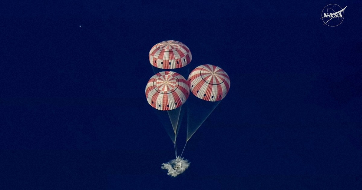 宇宙船オリオン、地球に帰還　飛行士4人乗船、最遠記録を更新