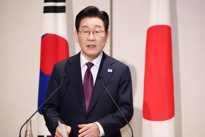 韓国大統領とイスラエル外務省がSNSで「論争」　人権問題巡り