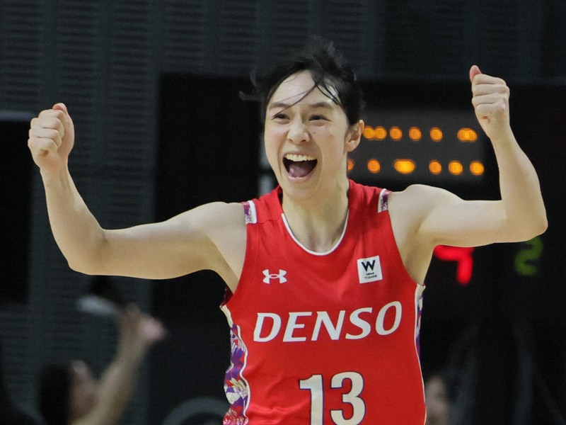 デンソーが初優勝に王手 バスケWリーグ・プレーオフ決勝第3戦 [写真