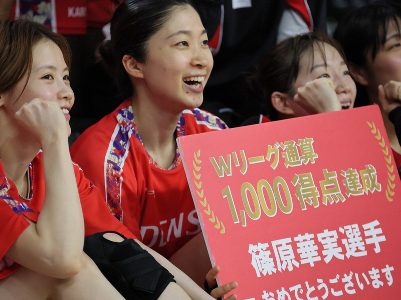 デンソーが初優勝に王手 バスケWリーグ・プレーオフ決勝第3戦 [写真