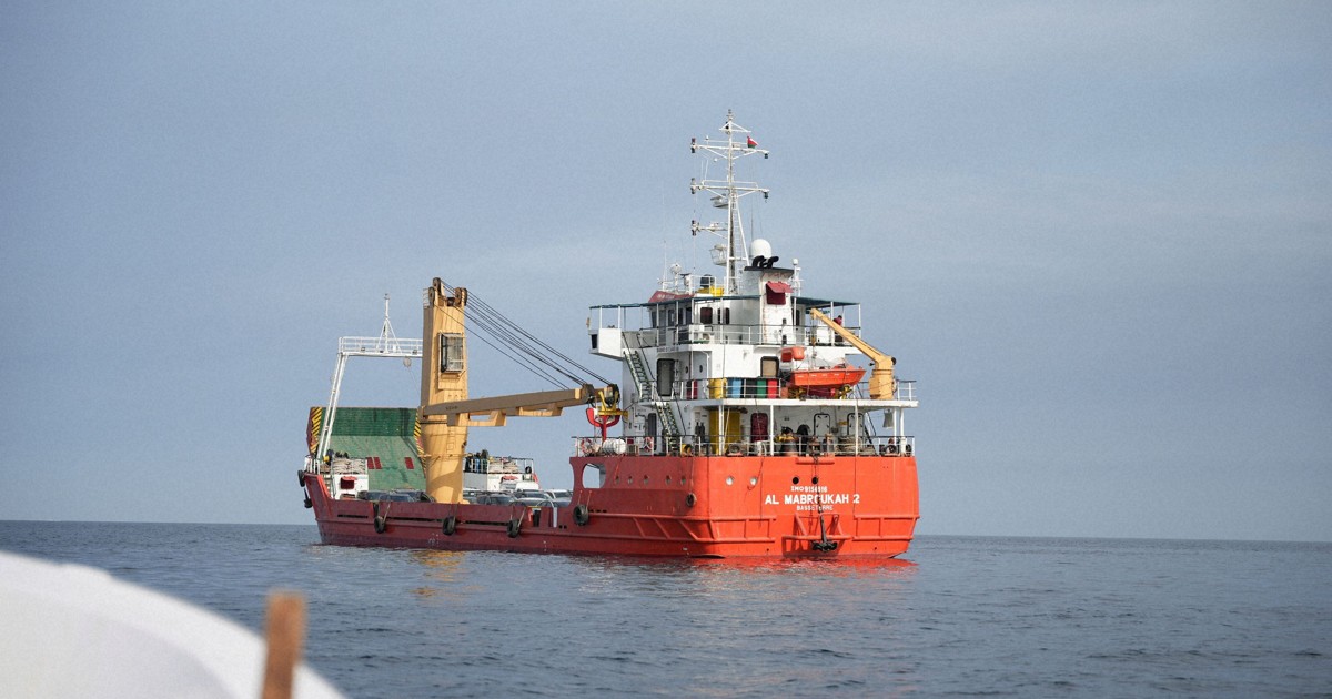 イラン、ホルムズ海峡への米軍艦接近は「停戦合意違反」と反発