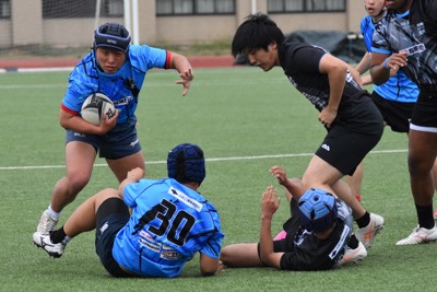 練習に励む上武大の選手たち＝群馬県伊勢崎市で2026年4月4日午前10時56分、福田智沙撮影