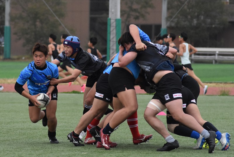 練習に励む上武大の選手たち＝群馬県伊勢崎市で2026年4月4日午前10時58分、福田智沙撮影