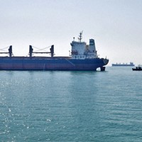 ホルムズ海峡＝2012年、鵜塚健撮影