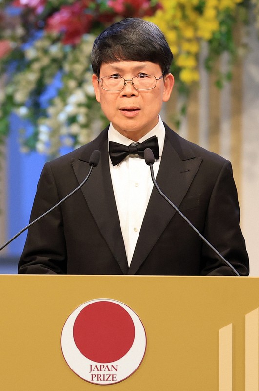 日本国際賞授賞式に天皇、皇后両陛下がご出席 [写真特集3/23] | 毎日新聞