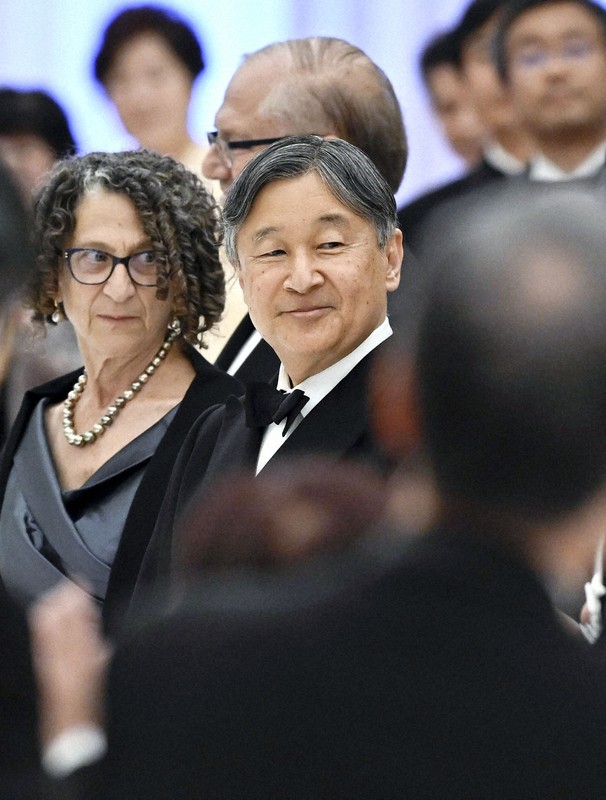 日本国際賞授賞式に天皇、皇后両陛下がご出席 [写真特集7/23] | 毎日新聞