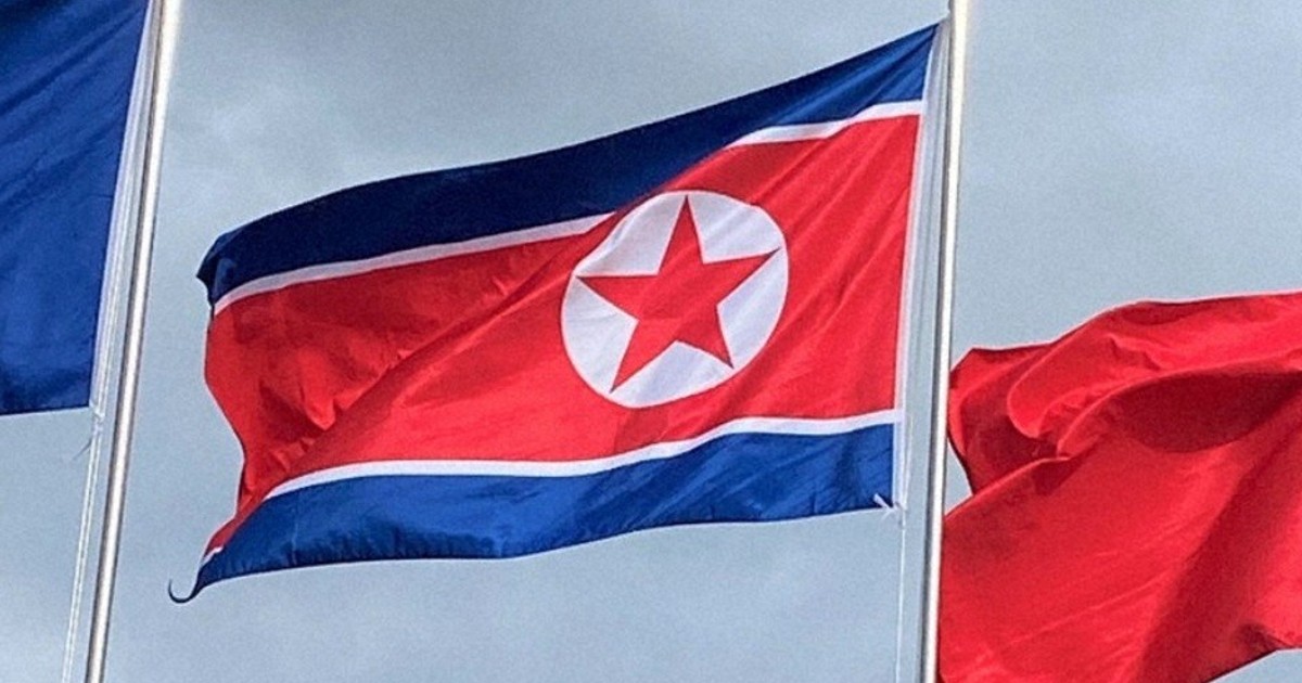 N. Korea test-fires cruise, anti-warship missiles from destroyer