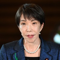 AZECプラスオンライン首脳会談を終え、報道陣の取材に応じる高市早苗首相＝首相官邸で2026年4月15日午後4時14分、平田明浩撮影