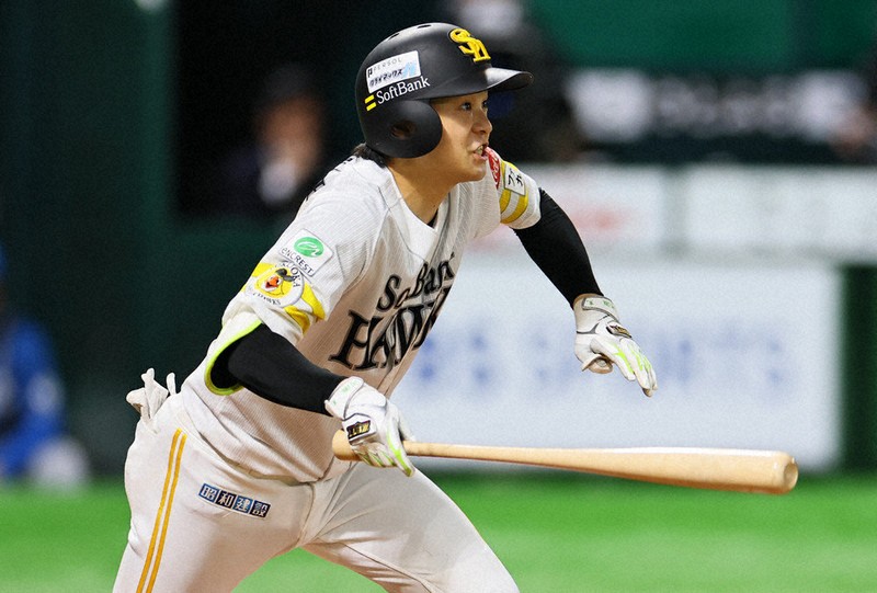 準備の鬼」ソフトバンク・川瀬晃 試合前日の入眠から“始動” | 毎日新聞