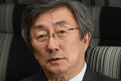 安川電機の小笠原浩会長＝北九州市八幡西区で2022年10月28日午後2時5分、高橋慶浩撮影