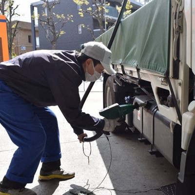 節約に慎重な政府　先が見えない中東情勢の中、逃したチャンス