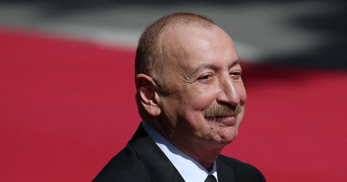 アゼルバイジャン、旅客機墜落でロシアと共同声明　賠償で合意