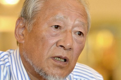 自身の半生を語る今西和男さん＝広島市南区で2015年7月27日、山田尚弘撮影