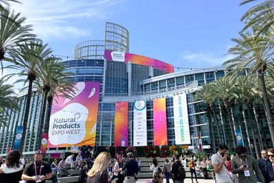 米国最大級の自然・健康食品見本市「ナチュラルプロダクツ・エキスポウエスト」の会場（米カリフォルニア州、筆者撮影）