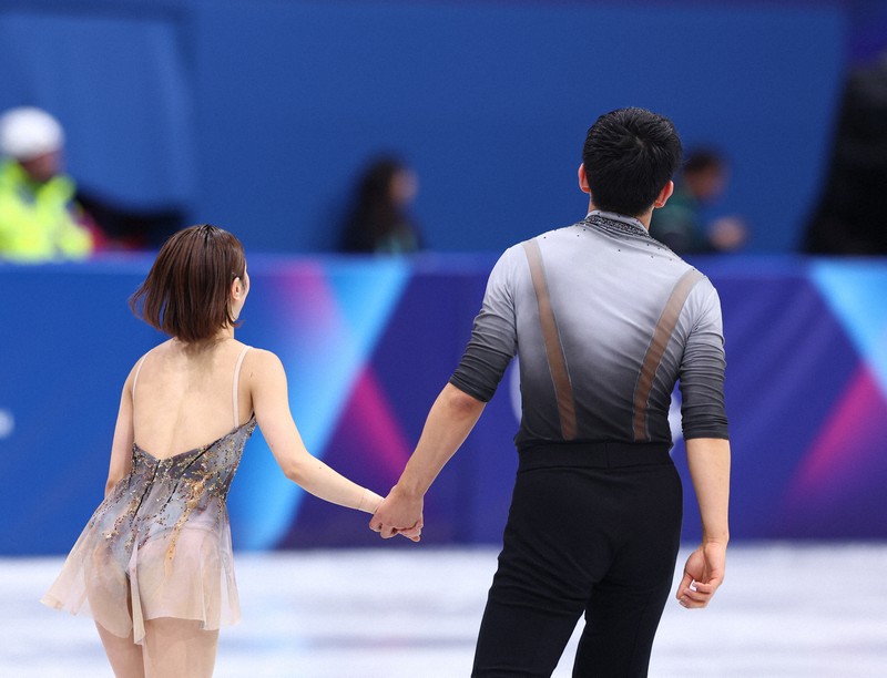 りくりゅうペア☆直筆サイン入り 生写真 L判 フィギュアスケート りくりゅうが5年ぶり優勝、世界選手権代表へ 全日本フィギュアペア