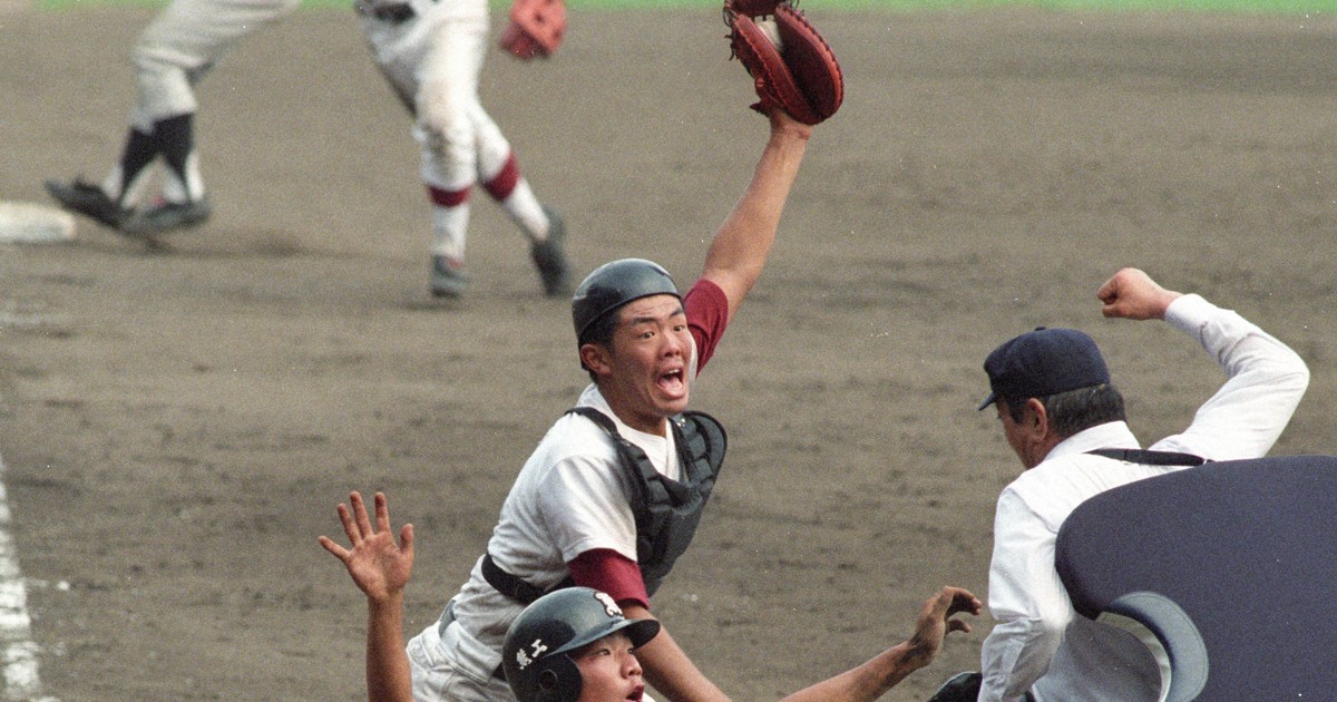 「奇跡のバックホーム」から30年　元球児が今も向き合う15センチ