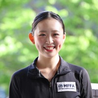 リリーカップ神奈川の演技後、取材に応じる青木祐奈＝コーセー新横浜スケートセンターで2026年4月18日、猪飼健史撮影