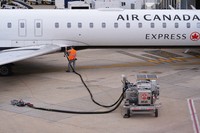 
Jet fuel supplies are lagging. What does that mean for airlines and travelers? 
(2026/4/18)
