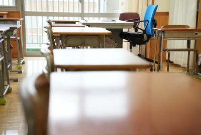 小学校の教室＝東京都内で2024年12月13日午後1時16分、斎藤文太郎撮影