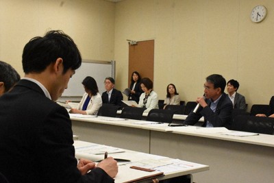 在外投票を推進する議員連盟の会合＝東京都千代田区で2025年6月、古川幸奈撮影