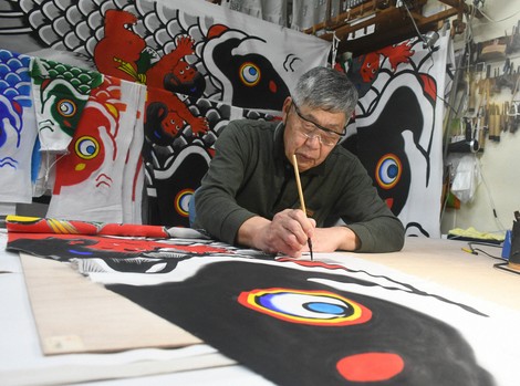 Japan Photo Journal: Production of carp streamers at its peak in Japan