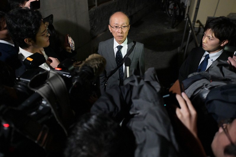 安福久美子容疑者を立ち会わせての現場検証後、心境を語る高羽悟さん＝名古屋市西区で2025年11月1日、山崎一輝撮影