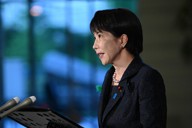 防衛装備移転三原則と運用指針の改定について取材に応じる高市早苗首相＝首相官邸で2026年4月21日午後6時16分、藤井達也撮影