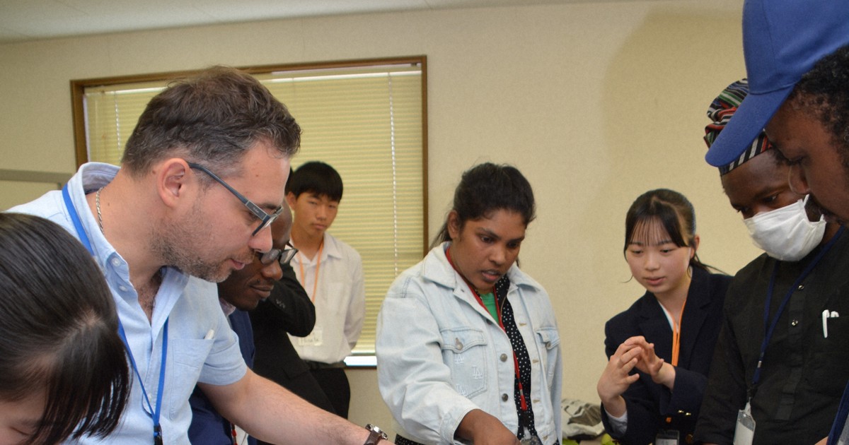 「地域から世界へ」愛媛の資源生かせ　高校生と留学生が交流