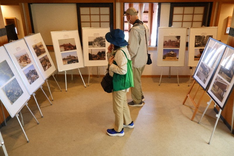 福知山城天守閣再建40周年 写真で「今昔」見比べ 年間3部構成 7月末 福知山城天守閣再建40周年 写真で「今昔」見比べ 年間3部構成 7月末
