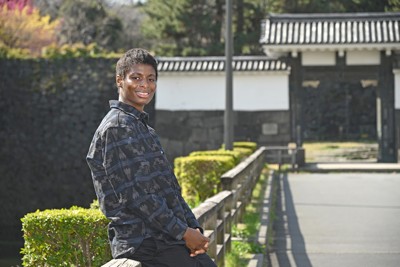 ライブ配信事業を展開――馬瓜エブリンさん／182
