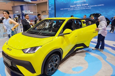 ＢＹＤの小型ＥＶ「ＡＴＴＯ１」（インドネシア・バンテン州で２０２５年11月）（ＮＮＡ撮影）
