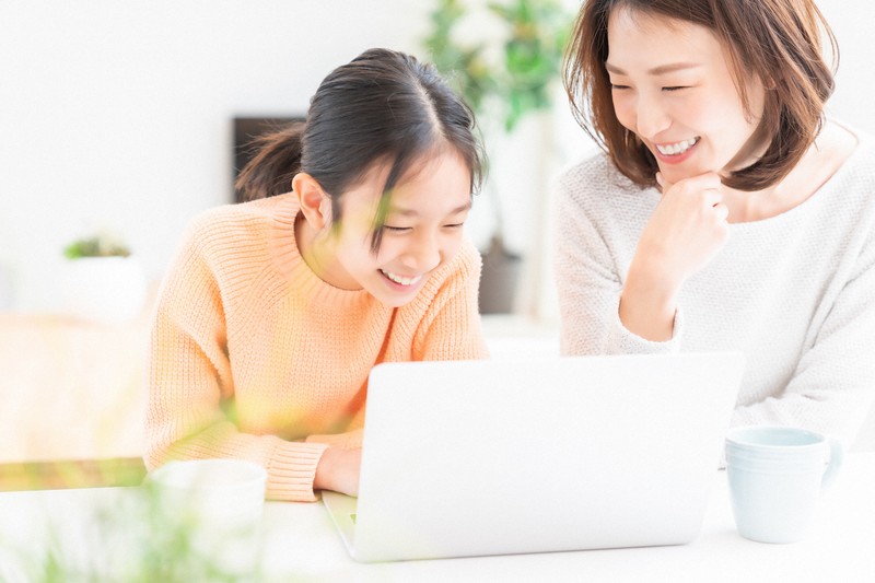 わが子にとって「何がよいか」を考え続けることが、保護者自身の成長にもつながる（写真はイメージ）＝ゲッティ