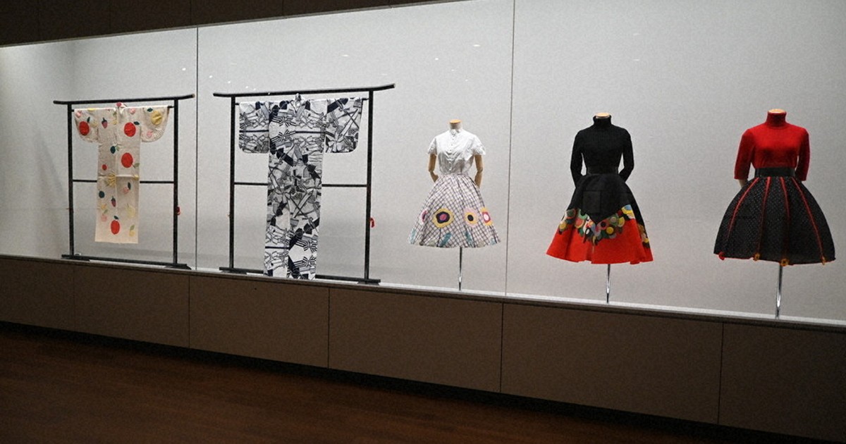 昭和レトロ、中原淳一、【真昼】、美少女、年代物・希少画集画 、新品高級額 額装付 昭和レトロ、中原淳一、【昭和14年花物語（中巻）】、年代物・希少な
