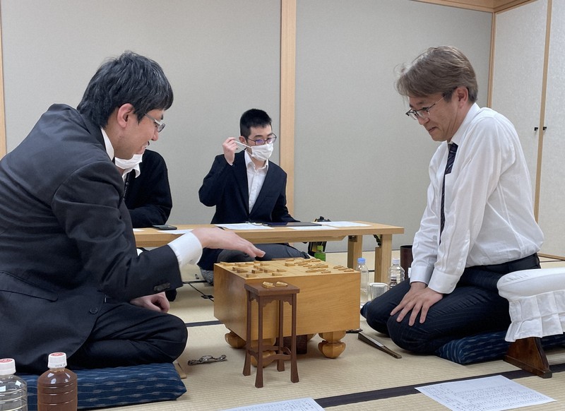 羽生善治九段、タイトル通算100期挑戦に王手 棋聖挑戦目指す | 毎日新聞