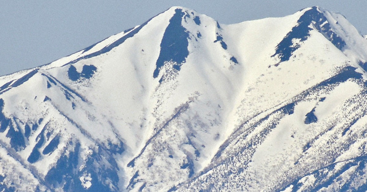 種まき爺さん」出現 北アルプス・爺ケ岳に雪形 ／長野 | 毎日新聞
